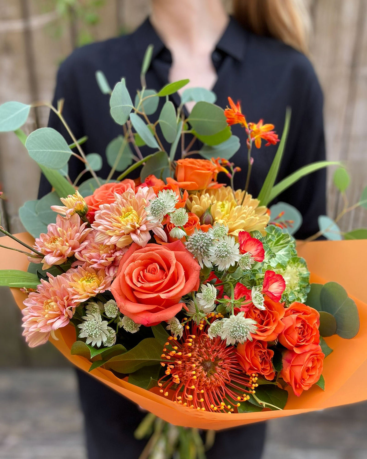 Bouquet de fleurs Passion tangerine - Fleuriste Binette et filles - Montréal Montréal