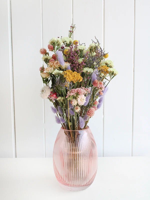 Bouquet de fleurs séchées &quot;Écho Pastel&quot; - Fleuriste Binette et filles - Montréal Montréal