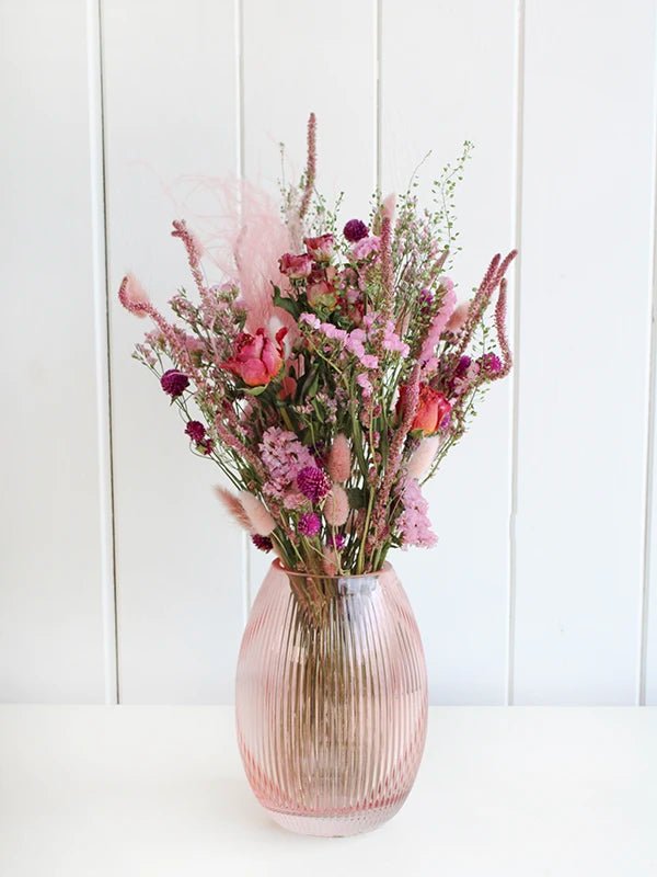 Bouquet de fleurs séchées &#39;Rêve rosée&#39; - Fleuriste Binette et filles - Montréal Montréal