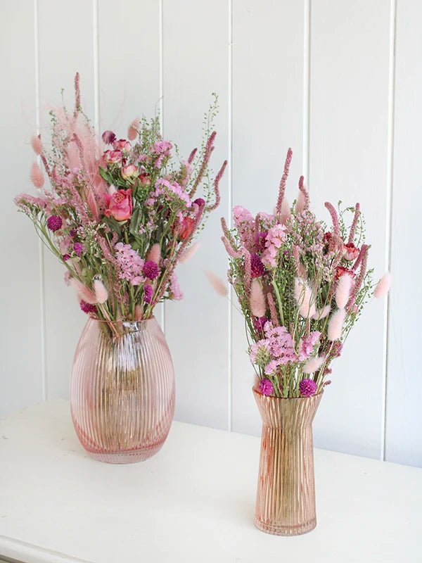 Bouquet de fleurs séchées &#39;Rêve rosée&#39; - Fleuriste Binette et filles - Montréal Montréal