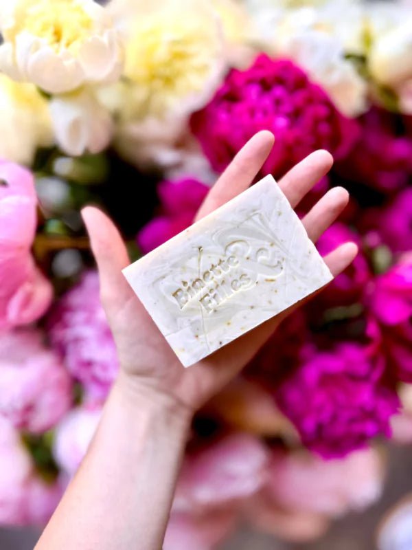 Savon aux fleurs du Québec - Achillée - Fleuriste Binette et filles - Montréal Montréal