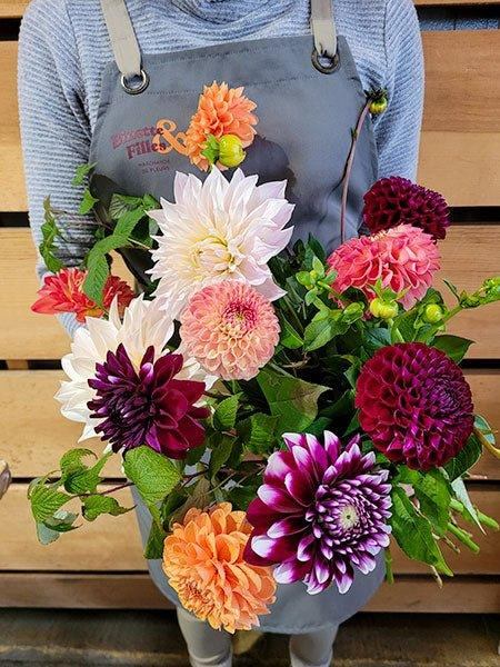 Bouquet de Dahlias du Québec - Fleuriste Binette et filles - Montréal Montréal